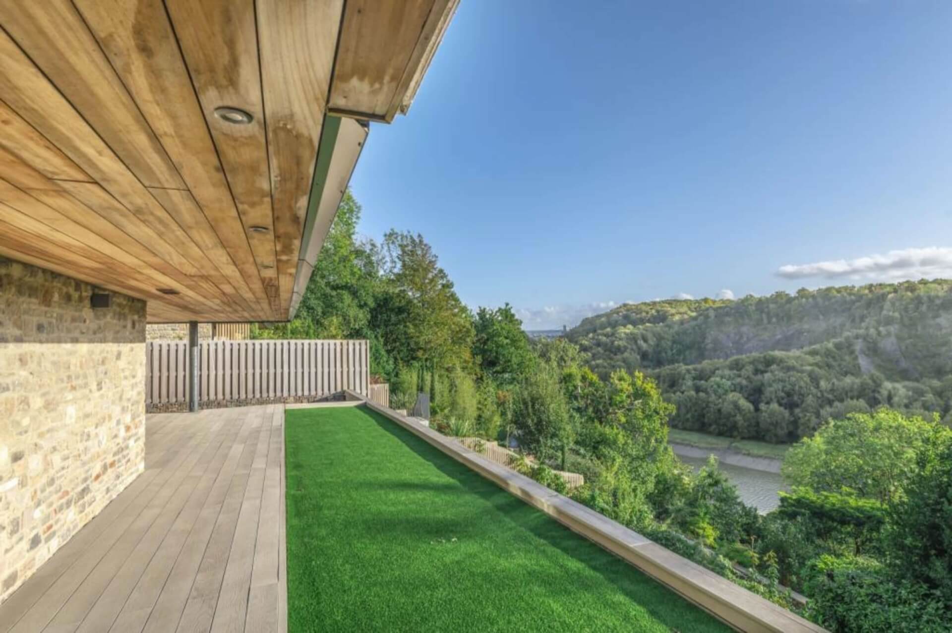 A terrace overlooking the Avon Gorge, Bristol, with decking and astroturf